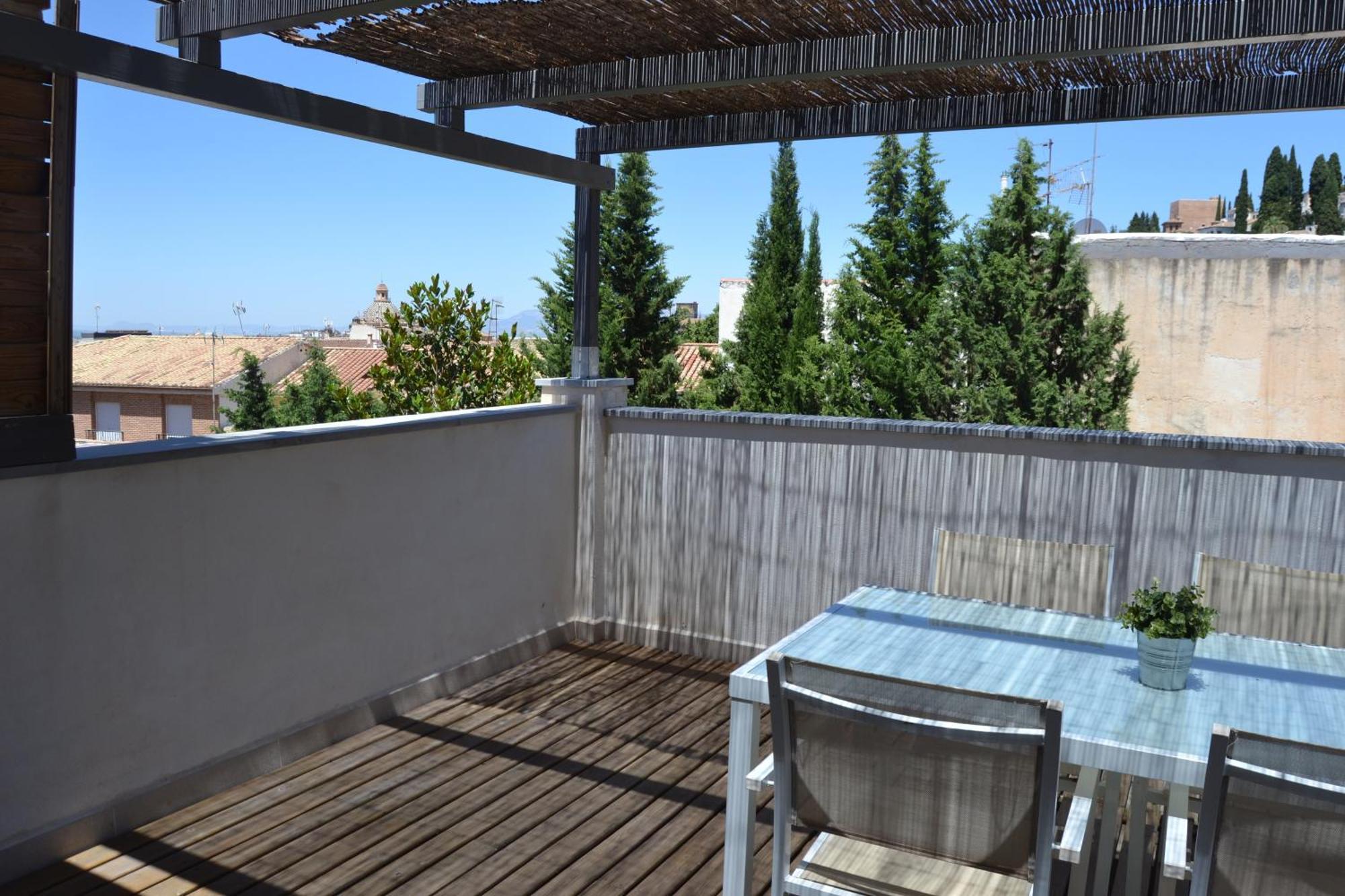 Apartment Carmen Del Cadi *